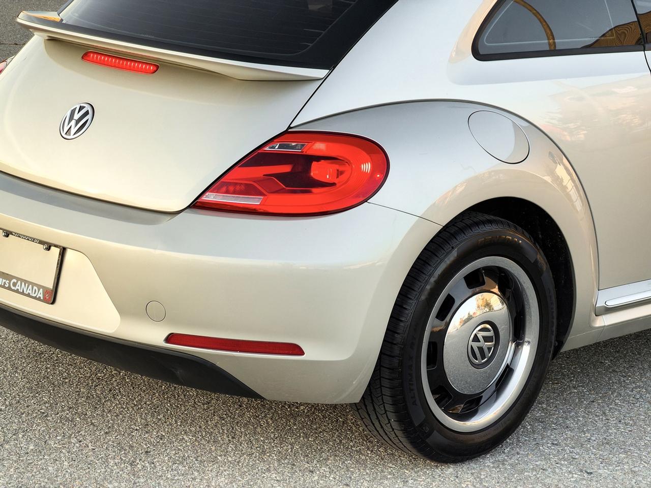 2016 Volkswagen BEETLE CLASSIC 1.8T Photo