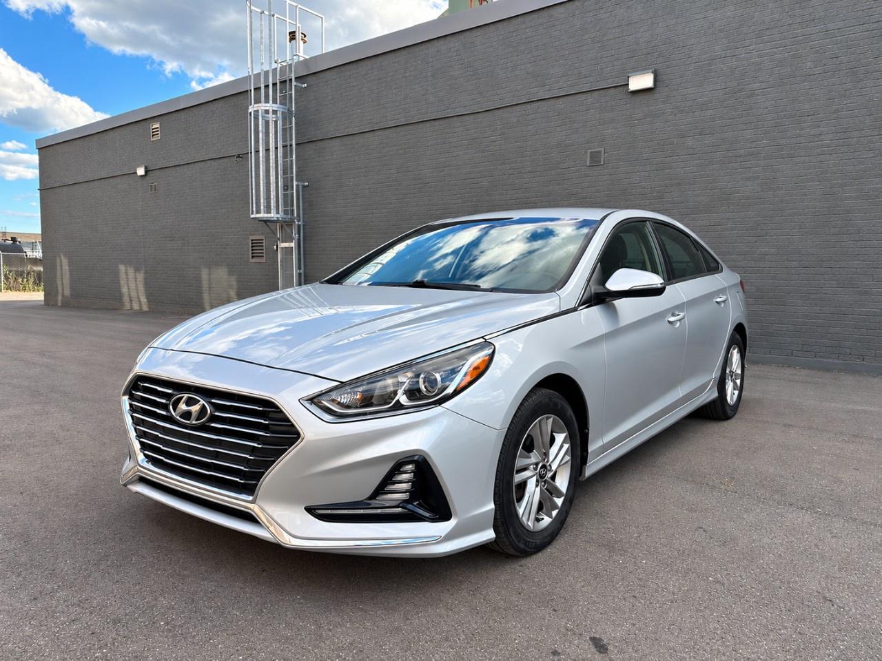 2019 Hyundai Sonata 2.4L Essential Photo