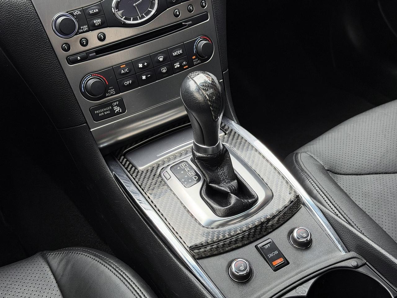 2012 Infiniti G37X  AWD w/Tech Pkg Photo