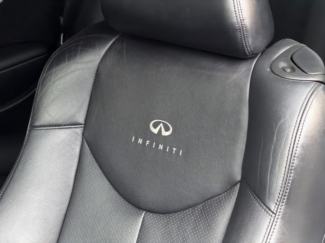 2012 Infiniti G37X  AWD w/Tech Pkg Photo