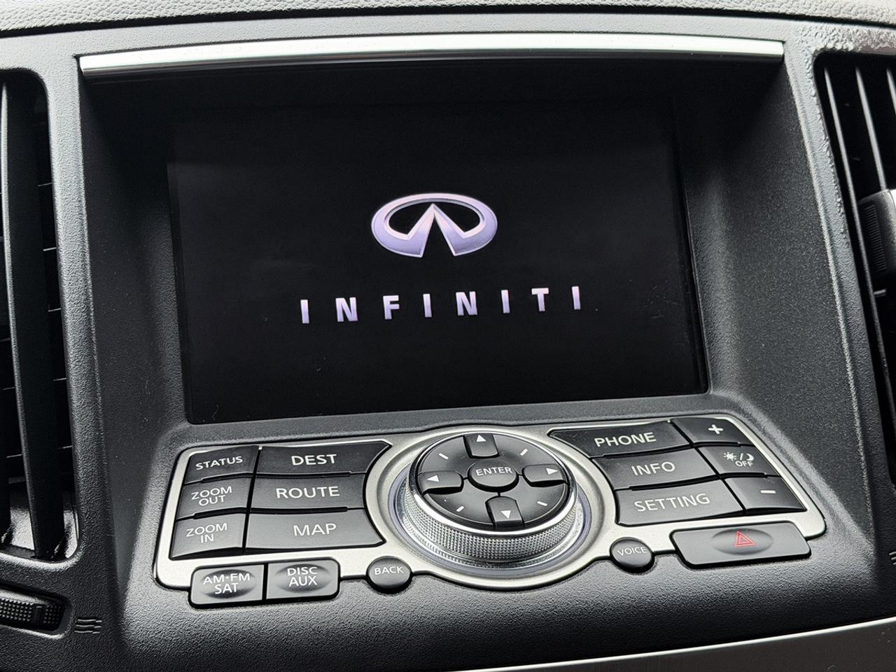 2012 Infiniti G37X  AWD w/Tech Pkg Photo