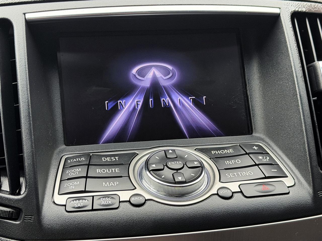 2012 Infiniti G37X  AWD w/Tech Pkg Photo
