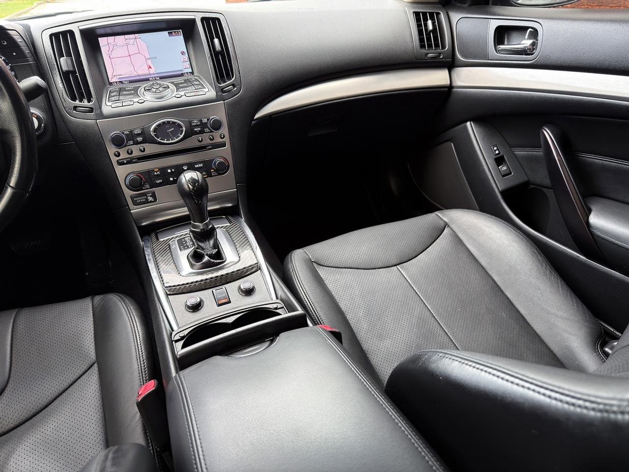 2012 Infiniti G37X  AWD w/Tech Pkg Photo