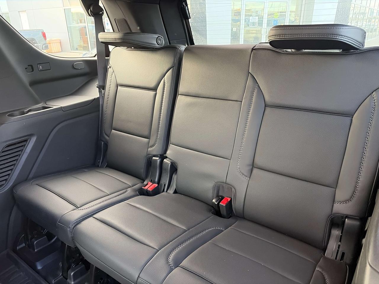 2023 GMC Yukon Denali Photo