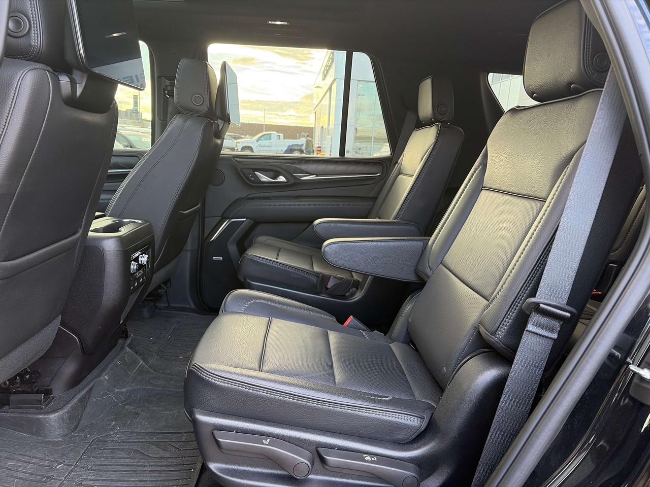 2023 GMC Yukon Denali Photo