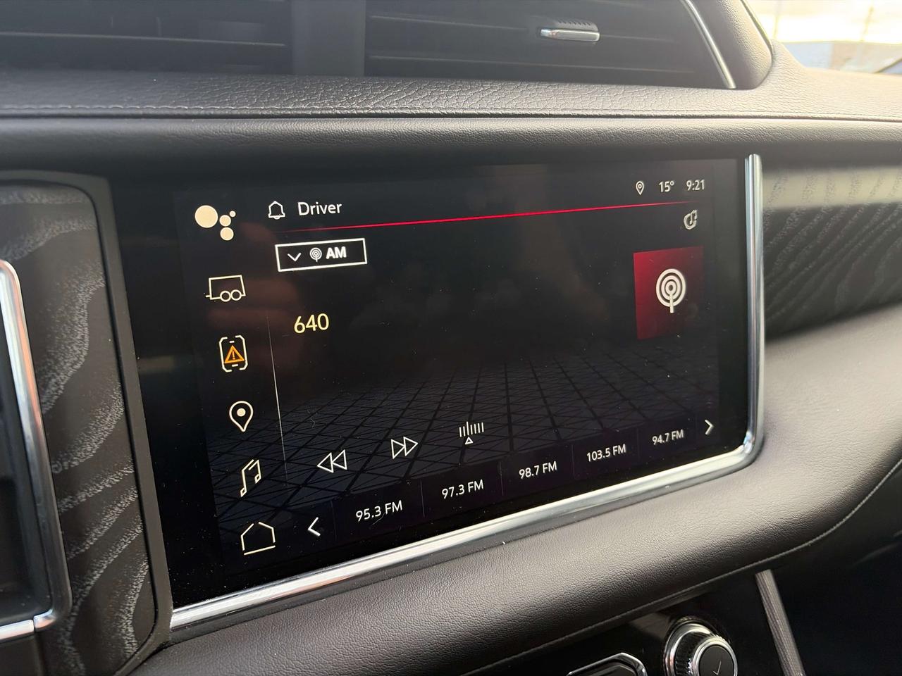2023 GMC Yukon Denali Photo