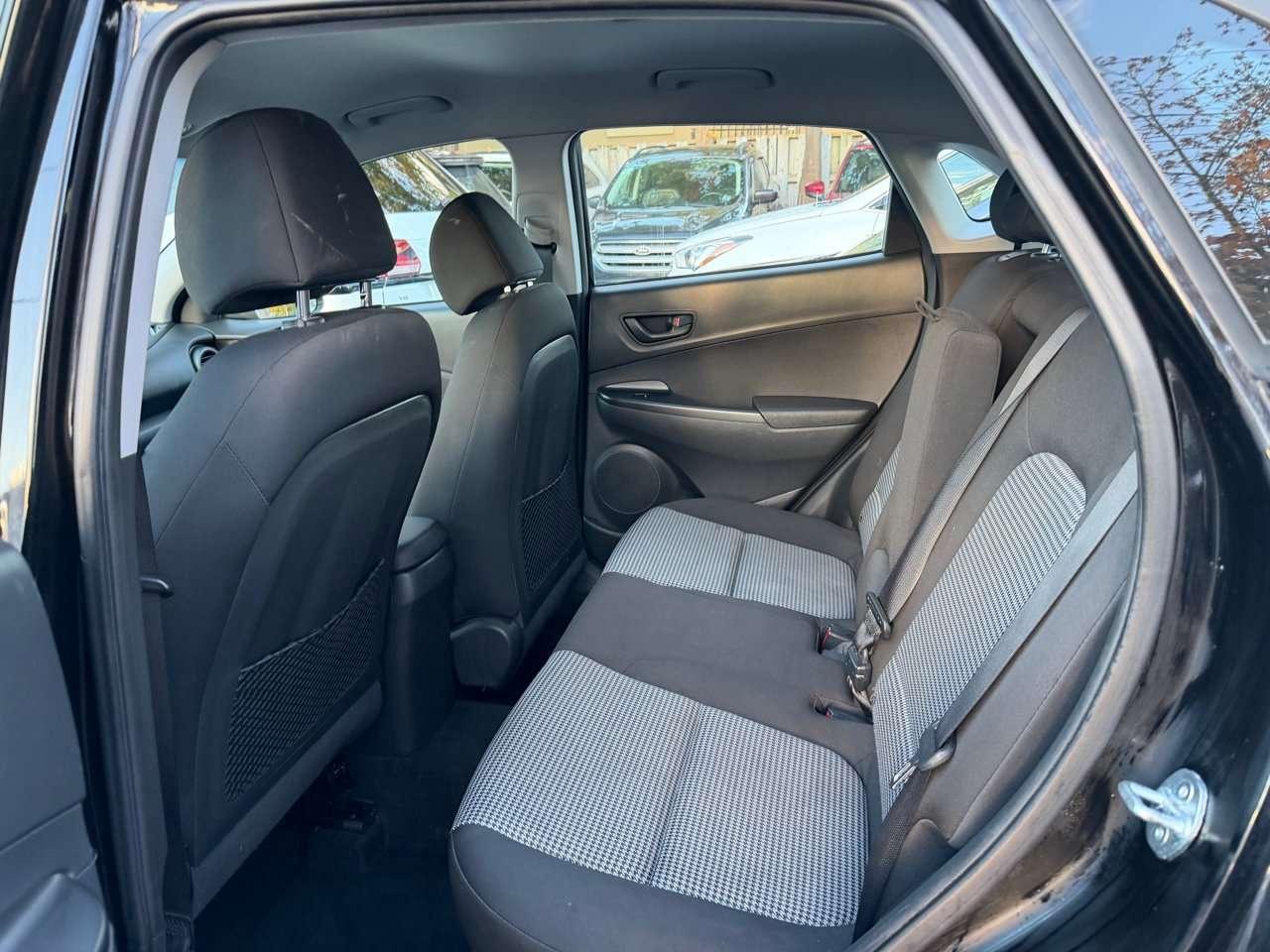 2020 Hyundai KONA Essential Photo