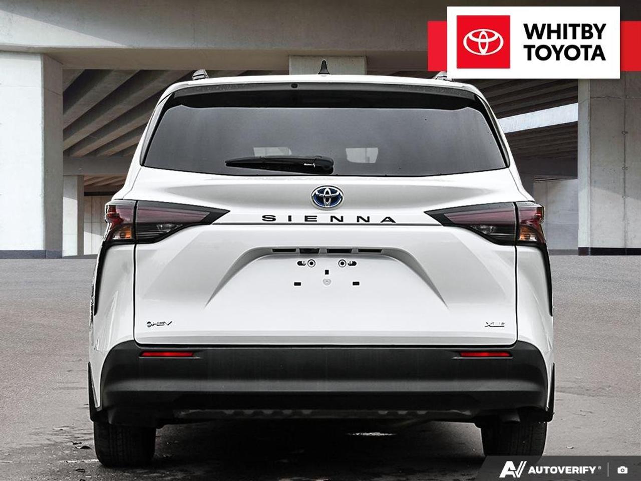 2025 Toyota Sienna XLE Hybrid 2.5L Photo