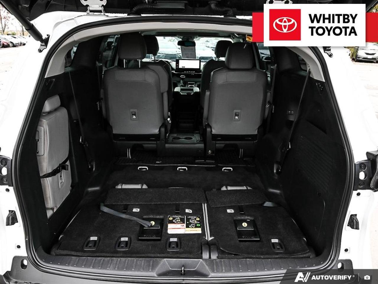 2025 Toyota Sienna XLE Hybrid 2.5L Photo