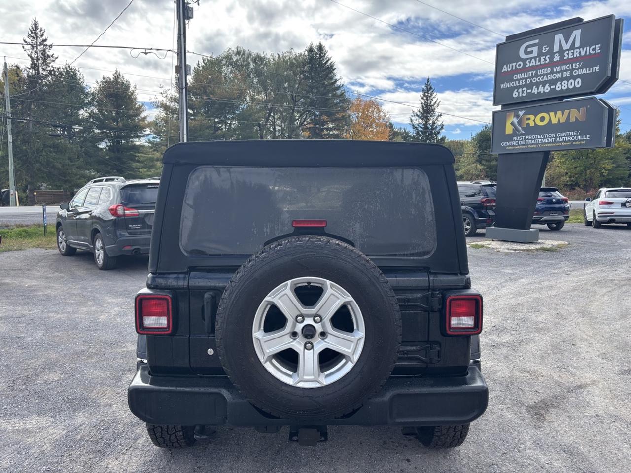 2018 Jeep WRANGLER UNLIMITED Sport Photo3