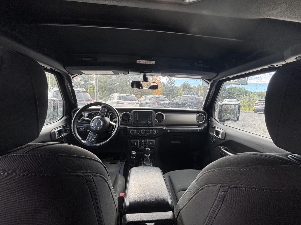 2018 Jeep WRANGLER UNLIMITED Sport Photo