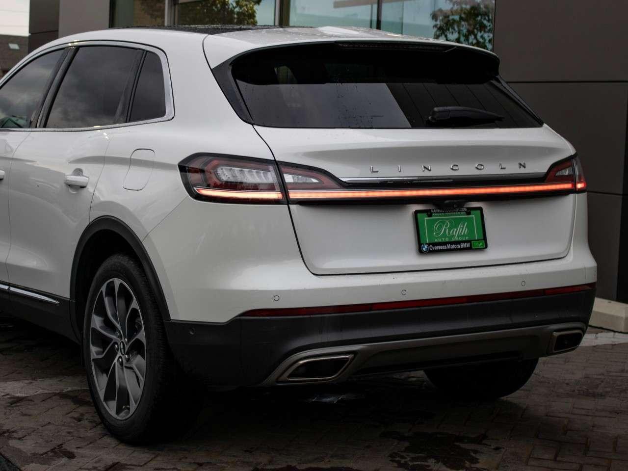 2022 Lincoln Nautilus Reserve AWD Photo