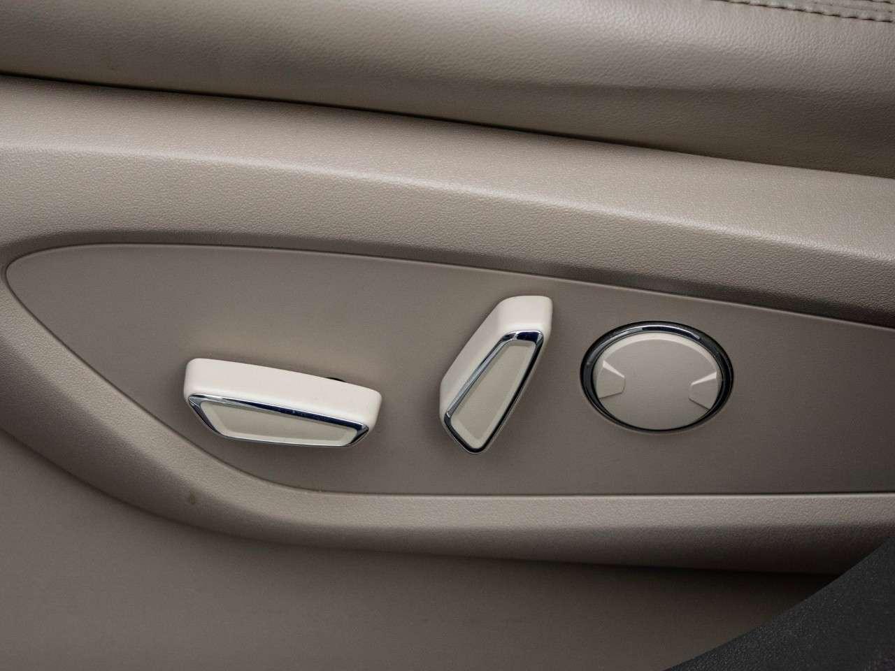 2022 Lincoln Nautilus Reserve AWD Photo