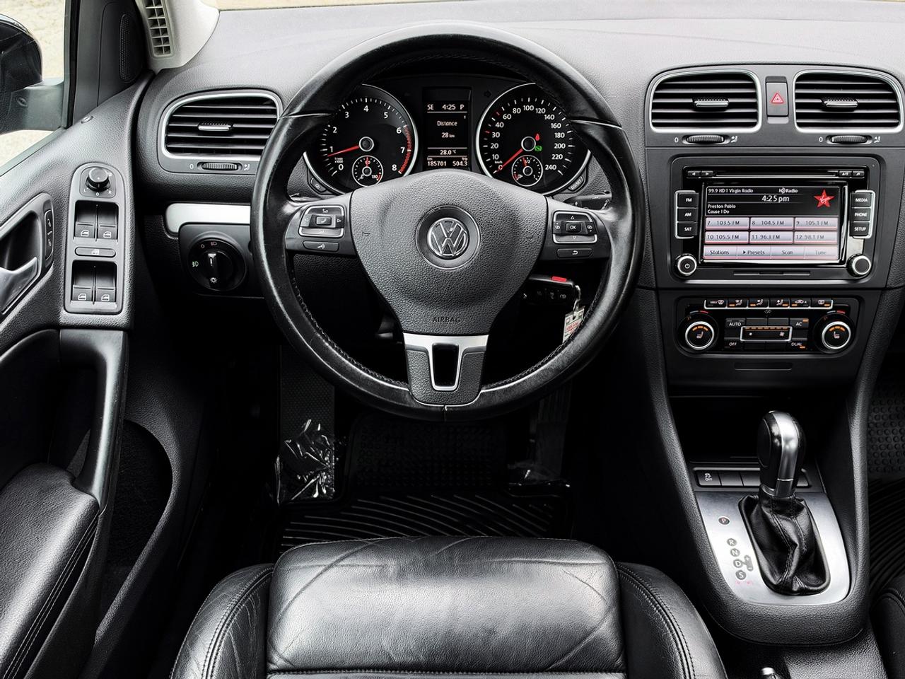 2012 Volkswagen GOLF 2.5L HIGHLINE Photo