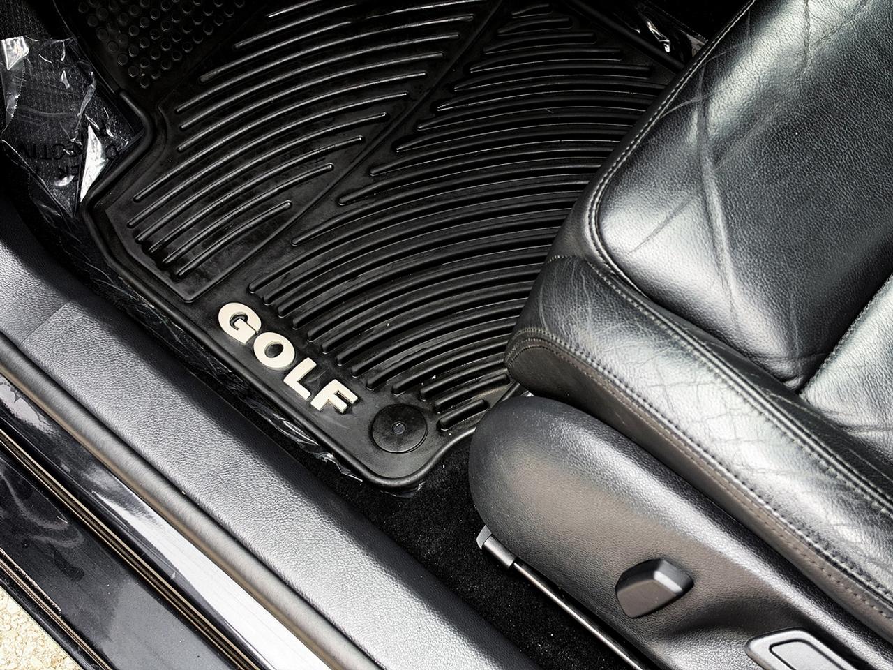 2012 Volkswagen GOLF 2.5L HIGHLINE Photo