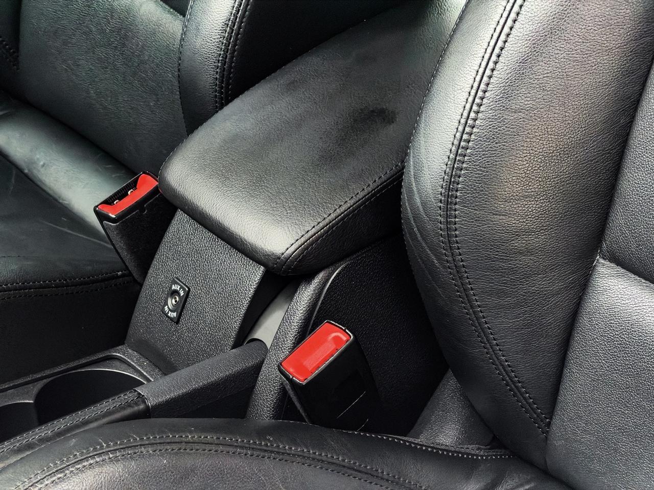 2012 Volkswagen GOLF 2.5L HIGHLINE Photo