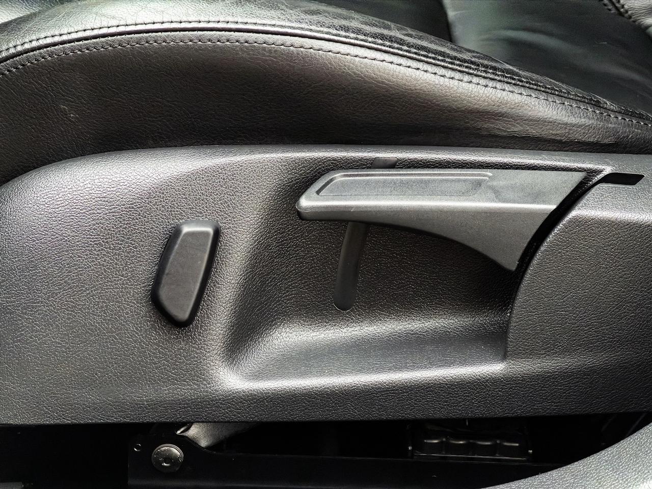 2012 Volkswagen GOLF 2.5L HIGHLINE Photo