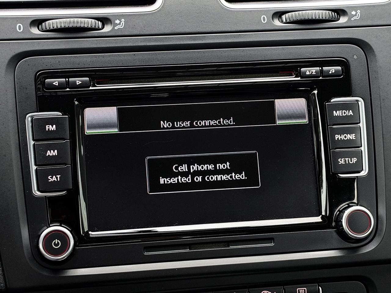 2012 Volkswagen GOLF 2.5L HIGHLINE Photo