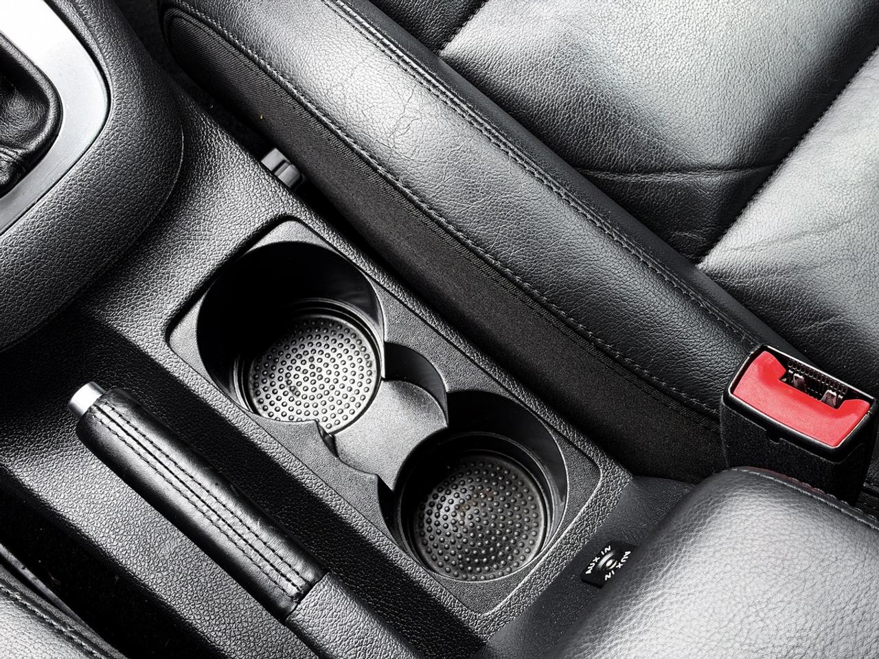 2012 Volkswagen GOLF 2.5L HIGHLINE Photo