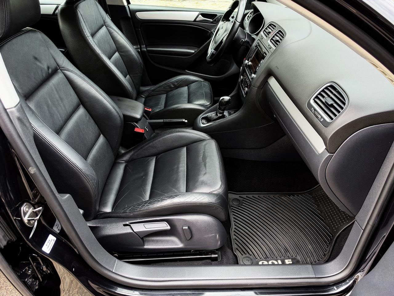 2012 Volkswagen GOLF 2.5L HIGHLINE Photo