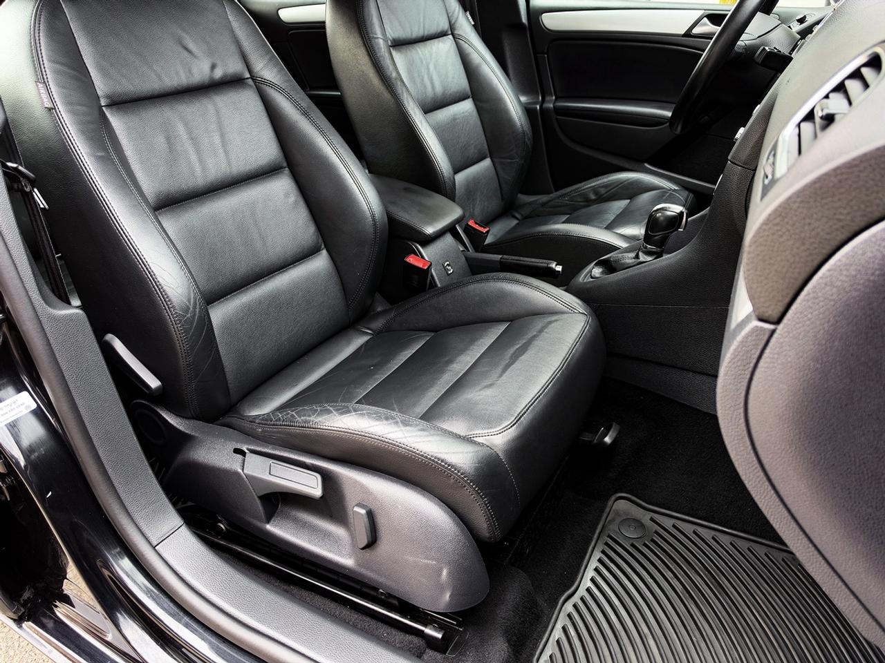 2012 Volkswagen GOLF 2.5L HIGHLINE Photo