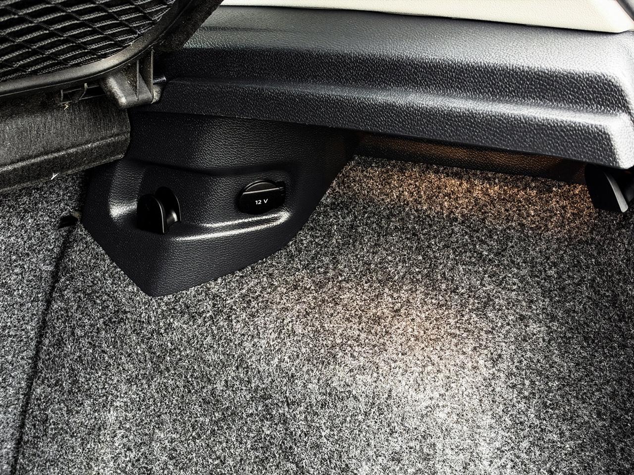 2012 Volkswagen GOLF 2.5L HIGHLINE Photo