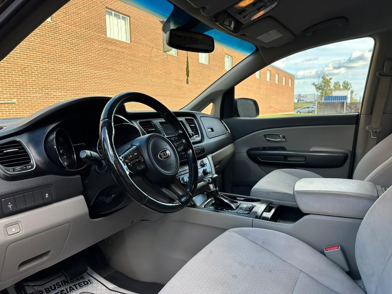 2018 Kia Sedona LX+ FWD Photo