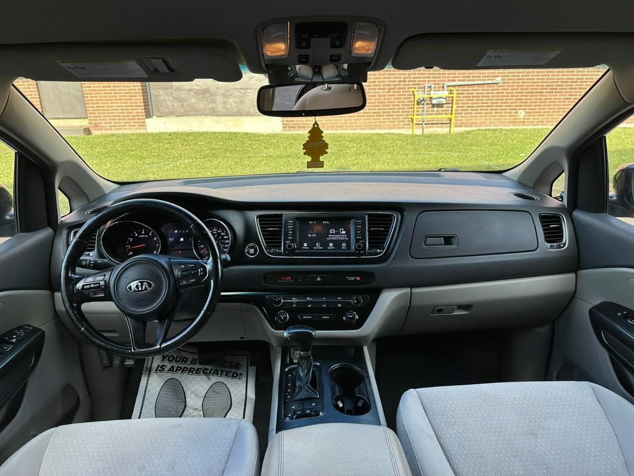 2018 Kia Sedona LX+ FWD Photo