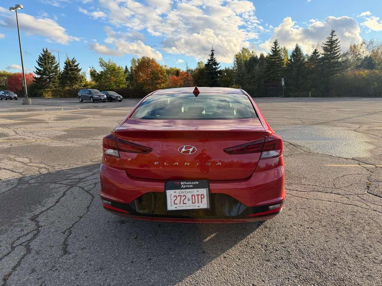 2019 Hyundai Elantra SEL Photo