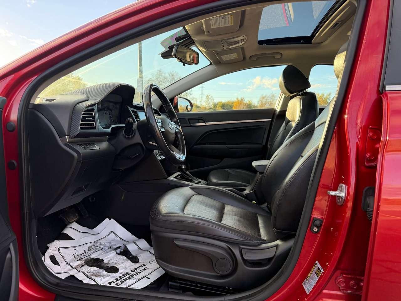 2019 Hyundai Elantra SEL Photo