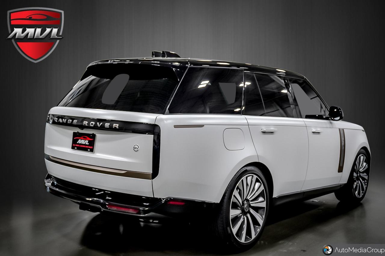 2025 Land Rover Range Rover P615 SV 4dr All-Wheel Drive Photo