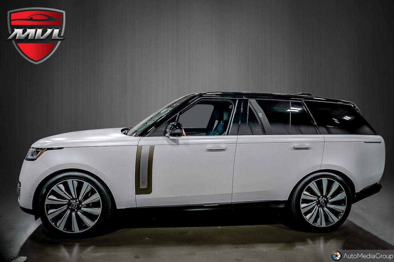 2025 Land Rover Range Rover P615 SV 4dr All-Wheel Drive Photo