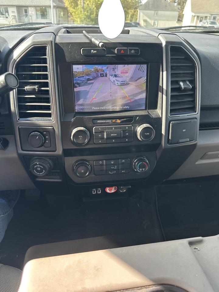 2020 Ford F-150 XLT Photo
