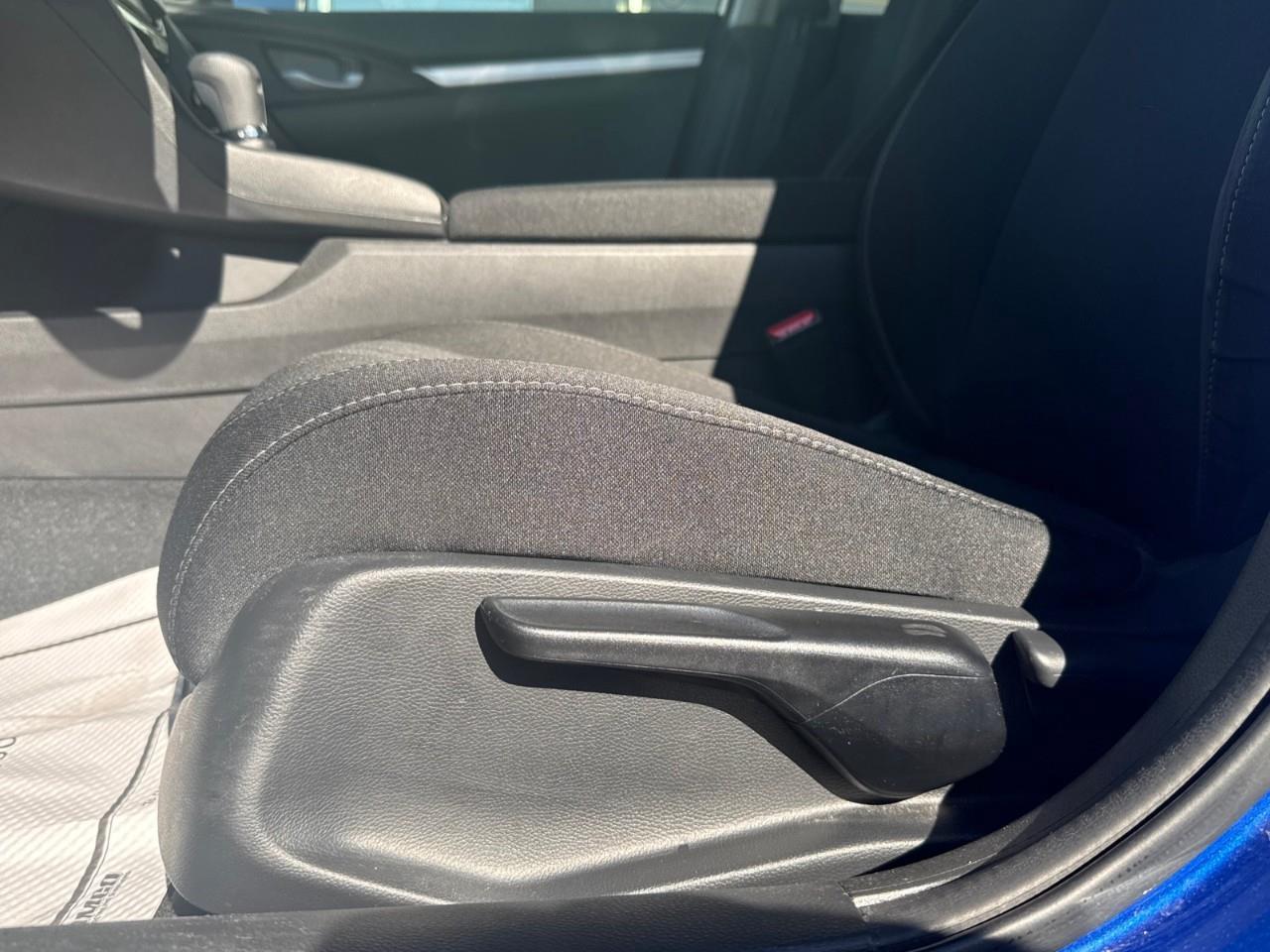 2019 Honda Civic LX (CVT) 4dr Sedan Photo