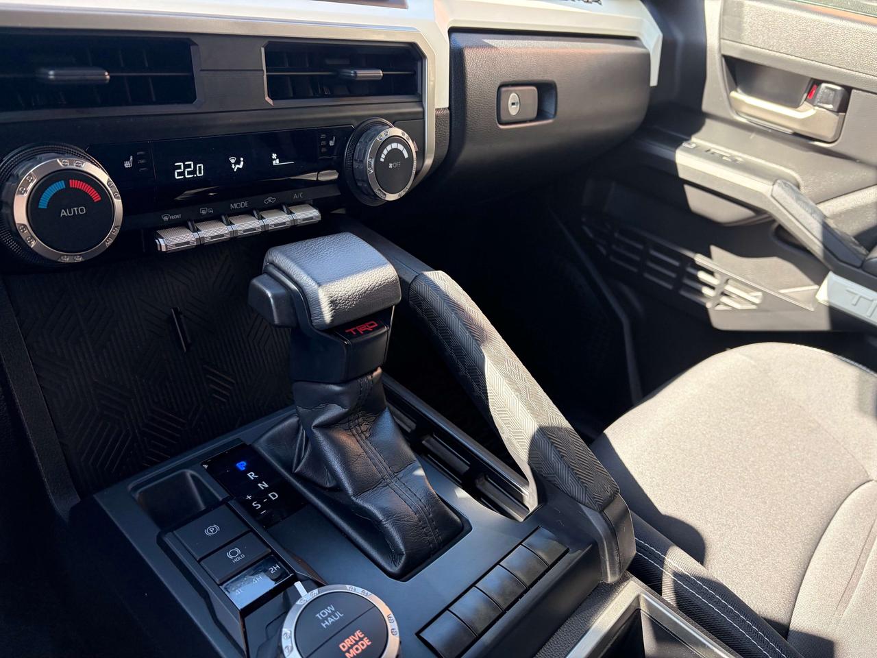 2024 Toyota Tacoma TRD SPORT 4x4 One Owner Clean CARFAX Photo