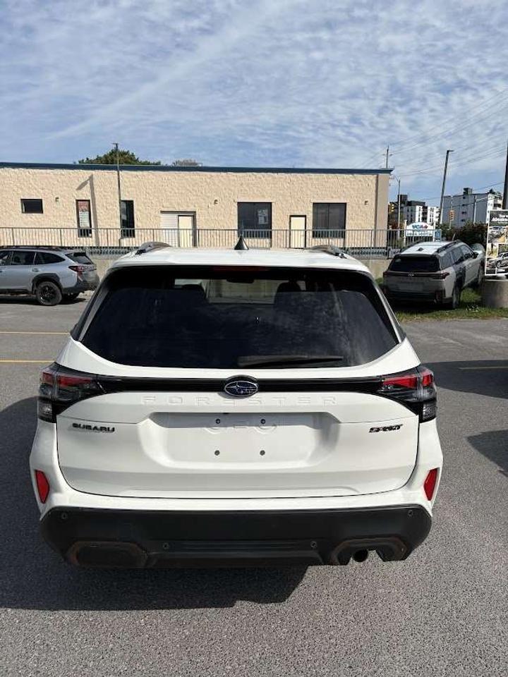 2025 Subaru Forester Sport Photo4