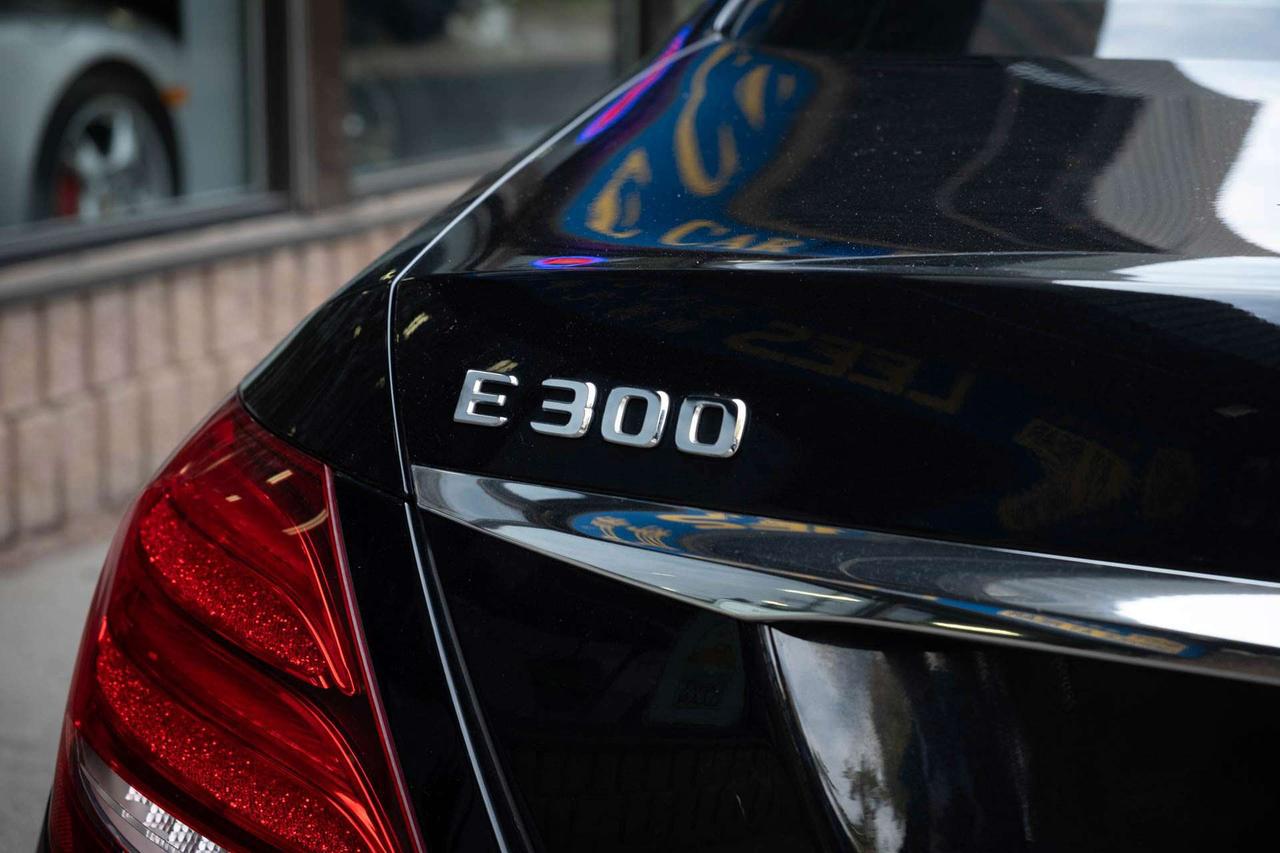 2019 Mercedes-Benz E-Class E300 Luxury 4MATIC Sedan Photo