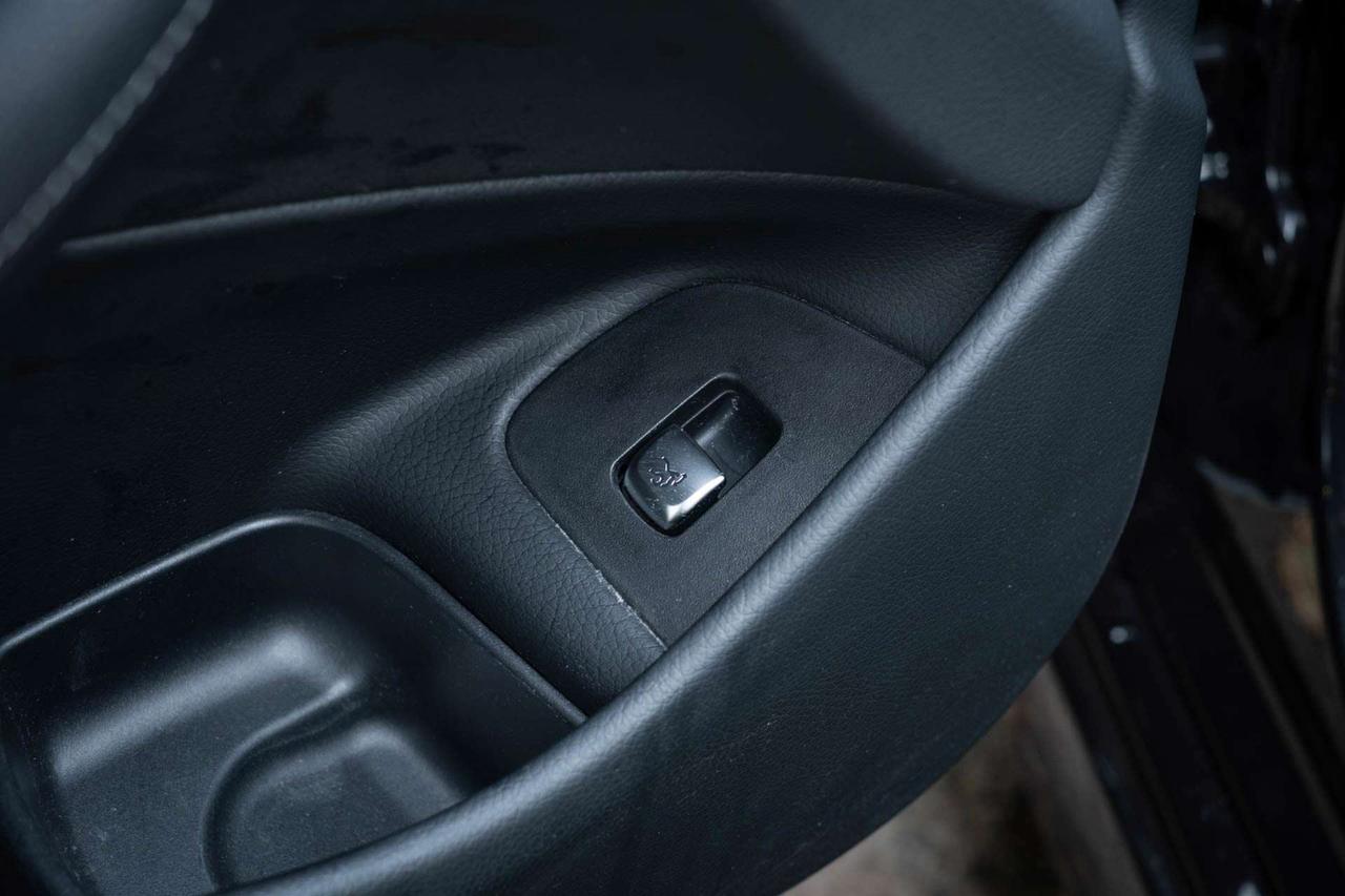 2019 Mercedes-Benz E-Class E300 Luxury 4MATIC Sedan Photo