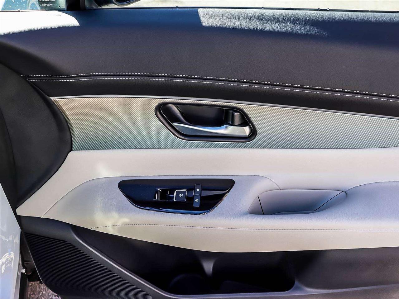 2025 Nissan Murano SL AWD PANORAMIC ROOF NAVI ADAPTIVE CRUISE Photo