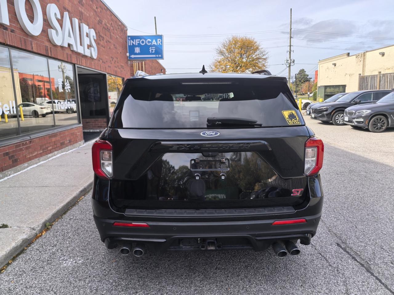 2020 Ford Explorer ST Photo