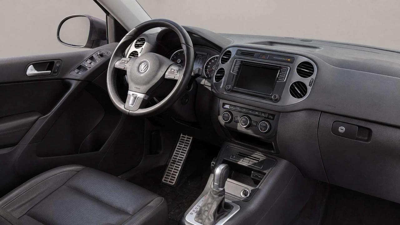 2017 Volkswagen Tiguan Wolfsburg Edition  Certified   LOW KM   Loaded Photo