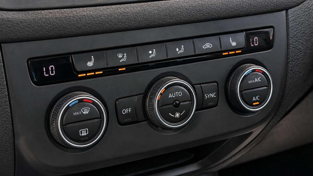 2017 Volkswagen Tiguan Wolfsburg Edition  Certified   LOW KM   Loaded Photo