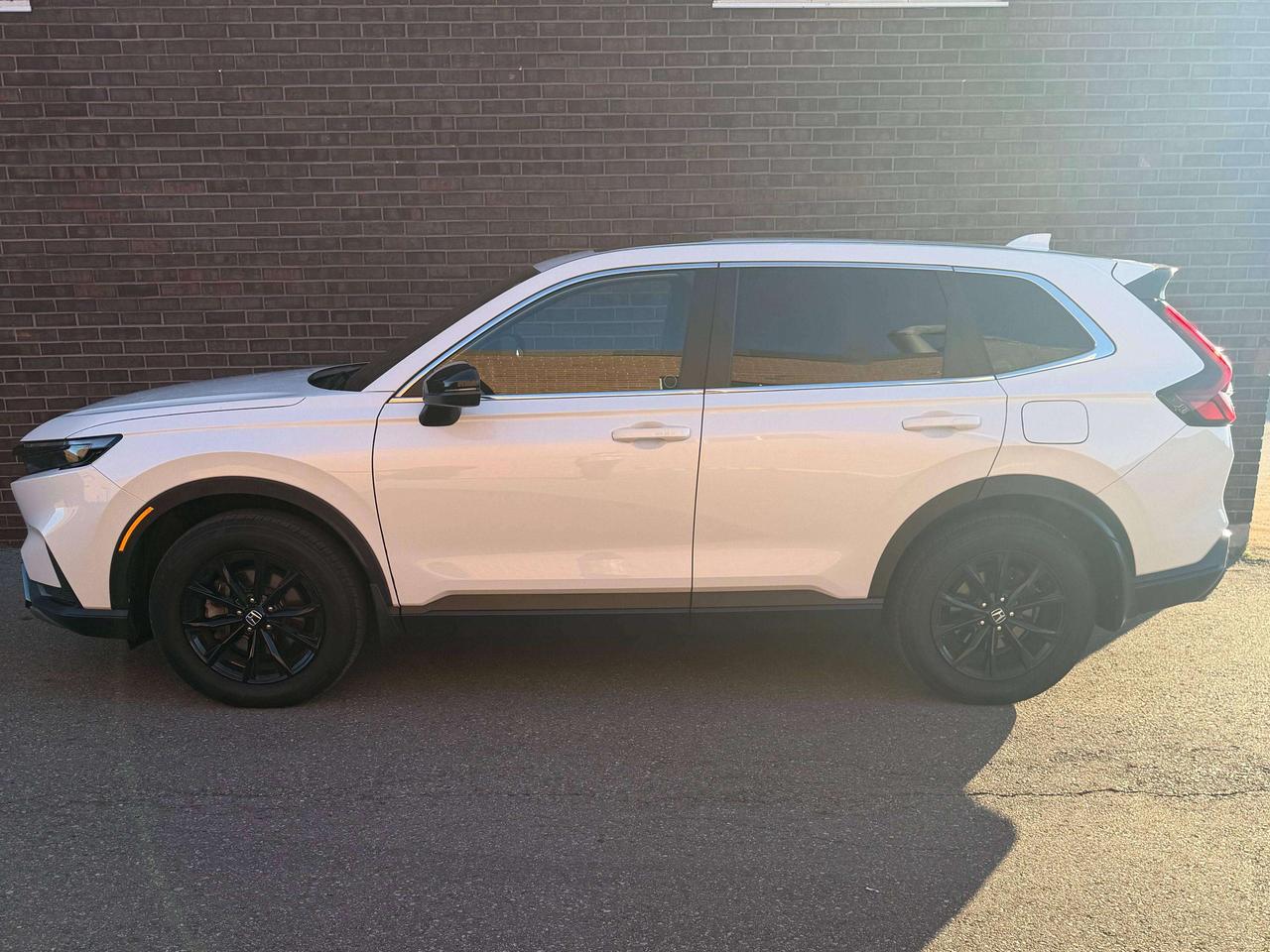 2024 Honda CR-V EX-L, LEATHER, SUNROOF. DRIVE ASSIST, AWD Photo4
