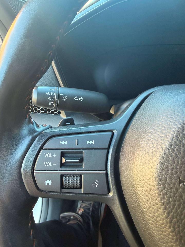 2024 Honda CR-V EX-L, LEATHER, SUNROOF. DRIVE ASSIST, AWD Photo