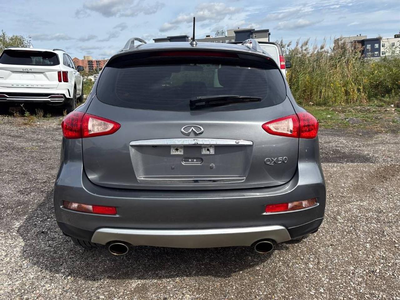 2017 Infiniti QX50 3.7L AWD | 1 OWNER | ACCIDENT FREE | CERTIFIED Photo