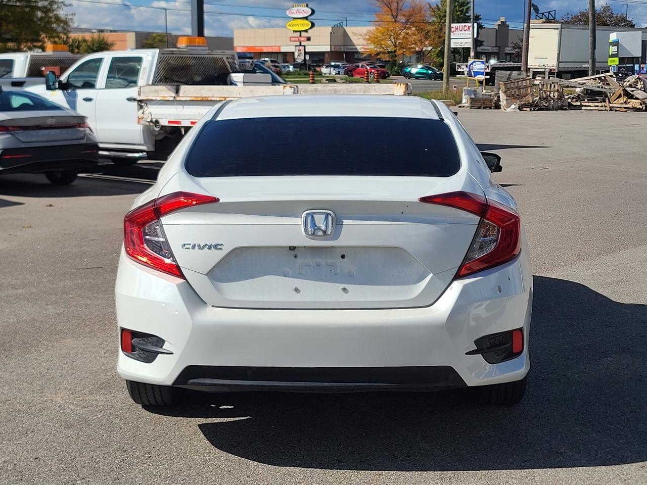 2018 Honda Civic EX Photo4