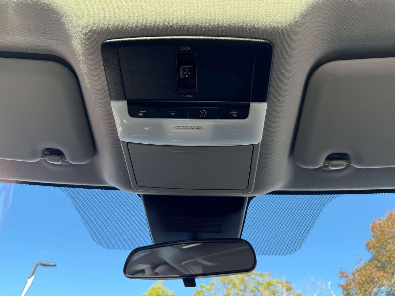 2020 Nissan Sentra SR Power Moonroof Remote Start Heated Steering Photo