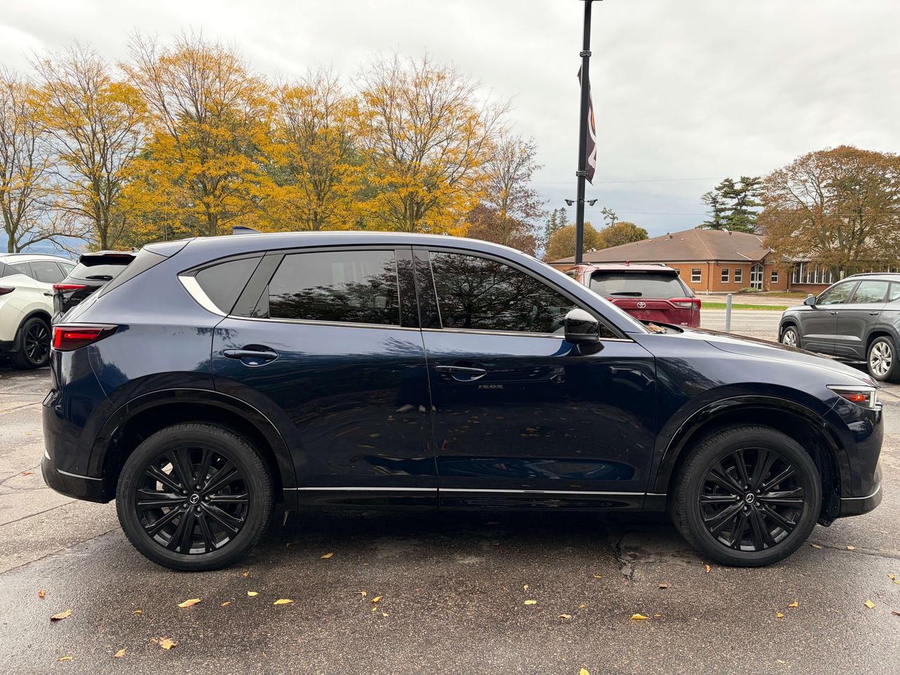 2023 Mazda CX-5 Sport Photo