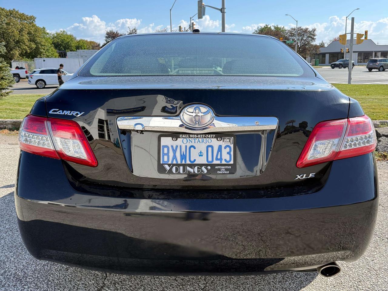2011 Toyota Camry XLE Photo