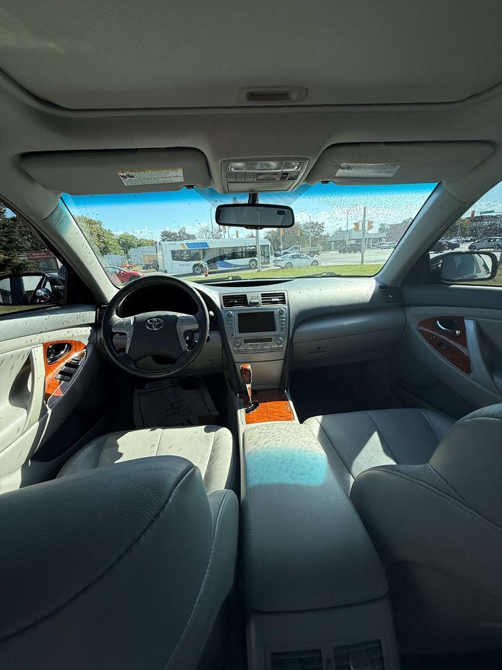 2011 Toyota Camry XLE Photo